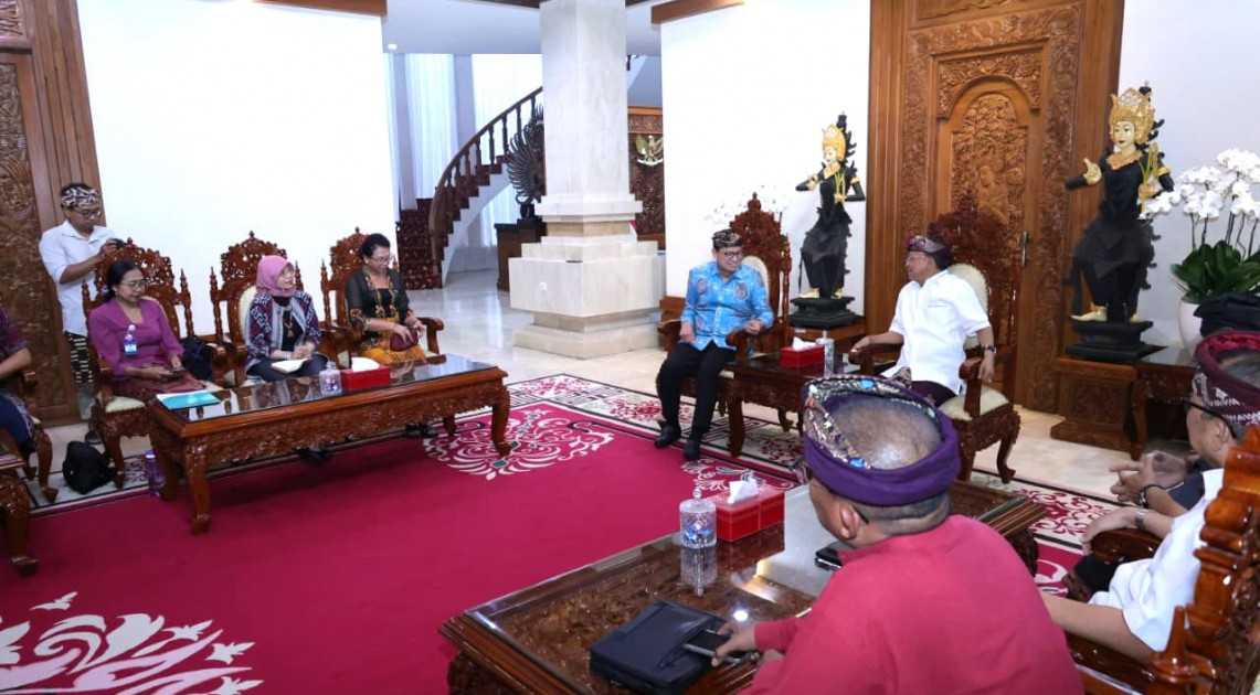 Kerjasama dan Humas